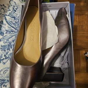 AEROSOLES Women's Shimmering Heels